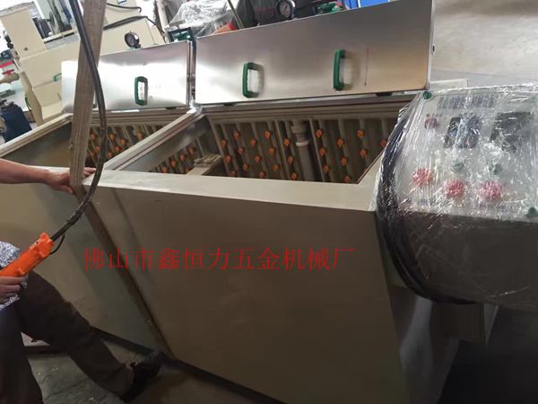 Three-dimensional etching machine loading and delivery!